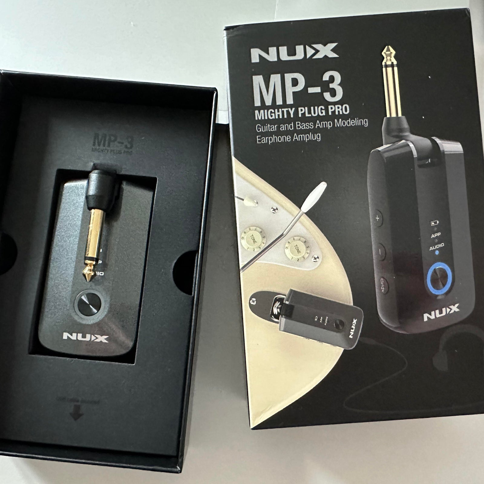 NUX MP-3 Mighty Plug Pro for Guitar/Bass Earphone Amplug
