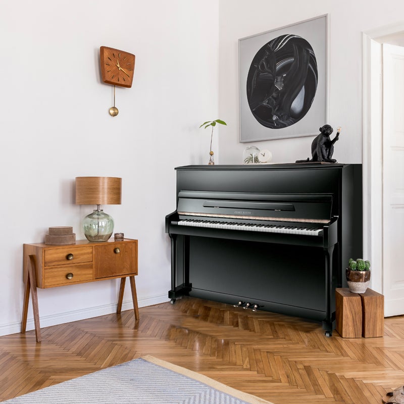 Pearl River Upright Piano UP-118M EP